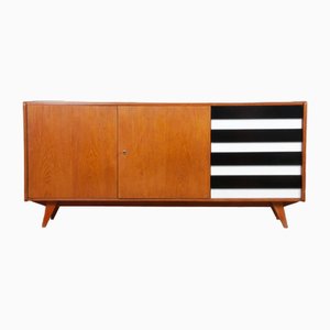 Credenza modello U-460 in quercia di Jiri Jiroutek, anni '60