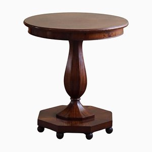 Art Deco Round Pedestal Side Table in Walnut, 1940s