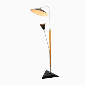 Lámpara de pie italiana Mid-Century de aluminio y madera con reflector