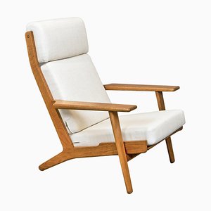 Butaca de roble atribuida a Hans J. Wegner para Getama, años 50