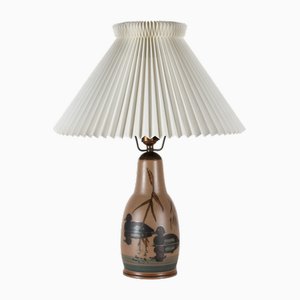 Lampe de Bureau Art Déco en Céramique avec Canards Nageurs + Abat-Jour Le Klint par L. Hjorth, Danemark, 1940s