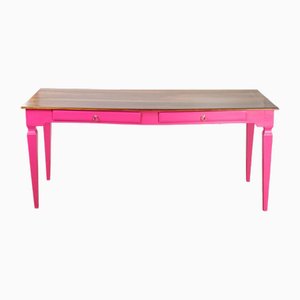 Tavolino con gambe rosa
