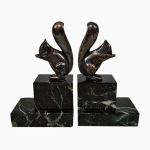 Art Deco Eichhörnchen Buchstützen aus versilberter Bronze von Marcel Guillemard, 1920er, 2er Set