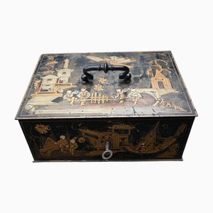 Caja fuerte de viaje Napoleón III de hierro forjado y laca china