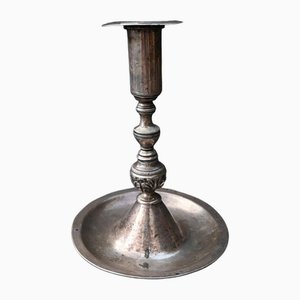 Candelabro colonial español sudamericano de plata, siglo XVII-siglo XVIII