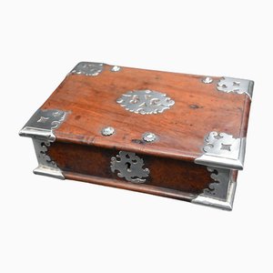 Dutch Colonial Sirih Amboyna Box in Silver, 18th Century