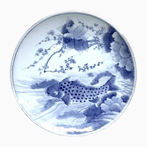 Assiette Décorative Era Meiji avec Motif Koi, Japon, 1900s