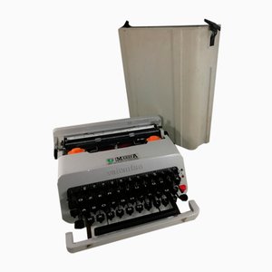 Máquina de escribir Valentine blanca de Ettore Sottsass para Olivetti Synthesis, años 60