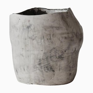 Vaso Amorphia L di Lava Studio Ceramics