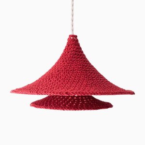 Kleine rote Layers Handmade Crochet Lampe von Com Raiz
