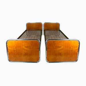 Camas Bauhaus de roble y acero tubular, años 40. Juego de 2