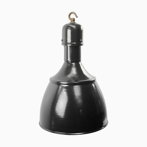 Lámpara colgante industrial de latón y esmalte negro, años 50
