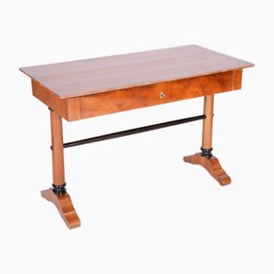 Biedermeier Writing Desk in Walnut, 1830s