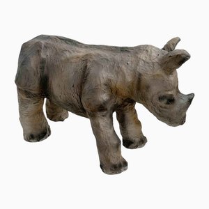 Escultura de rinoceronte de papel maché, años 60