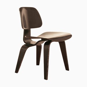 Sedia DCW di Charles & Ray Eames per Herman Miller, anni '50