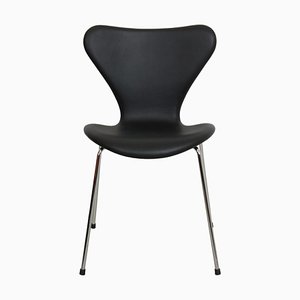 Series Seven Chair Model 3107 in Black Nevada Anilin Leather by Arne Jacobsen for Fritz Hansen, 2000s
