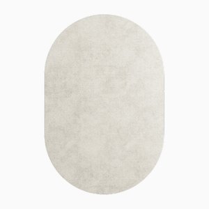 Tapis Oval Ivory #01 Moderne Minimal Oval Shape Touffeté à la Main par TAPIS Studio