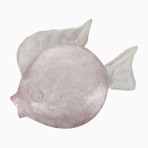 Figura posmoderna de pez Scavo de vidrio rosa, años 80