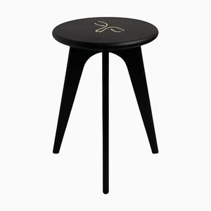 Taburete ASSY de fresno teñido en negro Face Design de Mademoiselle Jo