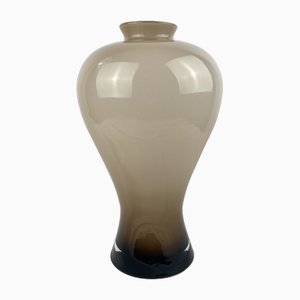 Chinese Murano Glass Vase by Carlo Nason