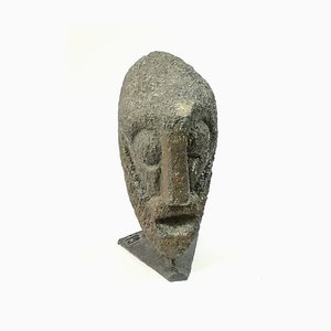 Jeno Murai, cabeza de piedra tallada, años 70, piedra y mármol