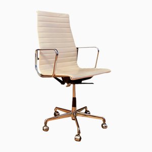 Poltrona girevole EA 119 di Charles & Ray Eames per Herman Miller, anni '70