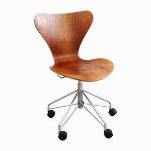 Sedia da scrivania nr. 3117 in teak di Arne Jacobsen Fritz Hansen, anni '80