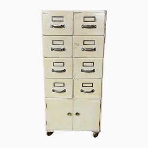 Filing Cabinet on Wheels