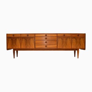 Credenza vintage in noce attribuita a Robert Heritage, anni '60