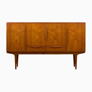 Credenza alta in teak di Johannes Andersen, Danimarca, anni '60