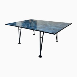 Asymmetrischer Tisch mit Metallbeinen und blauer Harzplatte von Giannoni & Santoni für Colé Italia