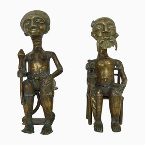 Estatuas africanas de bronce del rey y la reina de Benin, años 50. Juego de 2