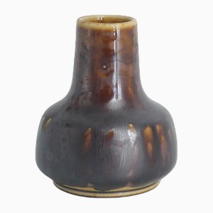 Small Mid-Century Scandinavian Modern Collectible Brown Stoneware Vase No. 40 by Gunnar Borg for Höganäs Keramik, 1960s