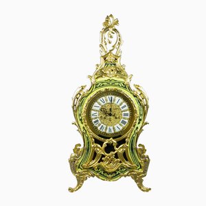 Reloj despertador de mesa estilo Napoleón III de latón dorado y boulle, siglo XX