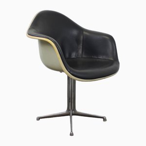 La Fonda Swivel Chair by Charles and for Herman Miller