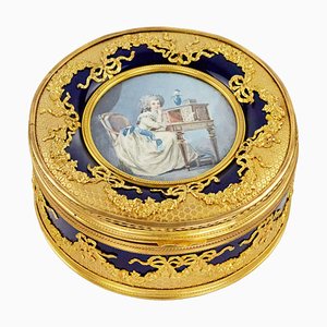 Runde Louis XVI Porzellandose mit Miniatur