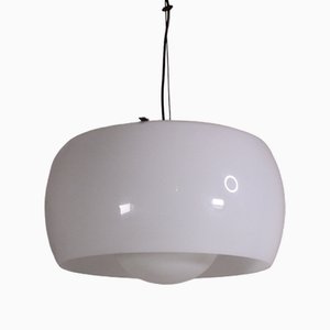 Lampada Omega di Vico Magistretti per Artemide