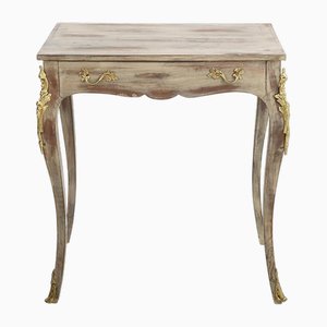Mesa de madera estilo Luis XV