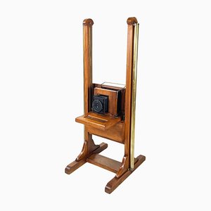 Vintage Italian Analogue Floor Camera in Wood and Brass, 1900s