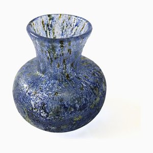 Kleine handgemachte Mid-Century Vase in Hellblau, Schweden