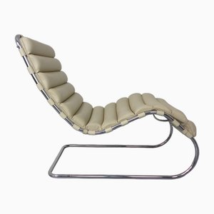 Fauteuil Modèle 241 par Mies van der Rohe pour Knoll International, 1970s