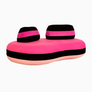 Sofá de tres plazas Bombom de tela en rosa y negro de Roche Bobois