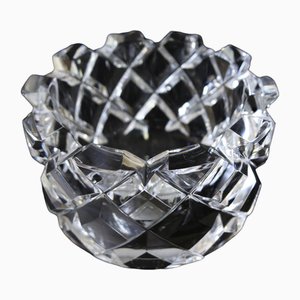 Cuenco Mid-Century pequeño de cristal tallado en diamante de Orrefors, Suecia