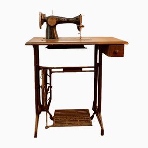 Singer Sewing Machine, 1890s