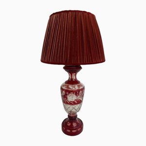 Lámpara de mesa bohemia de cristal en rojo rubí, años 20