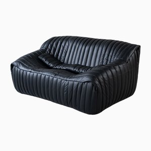 Biplaza Cinna Ligne Roset de cuero negro atribuido a Annie Hieronimus, años 70