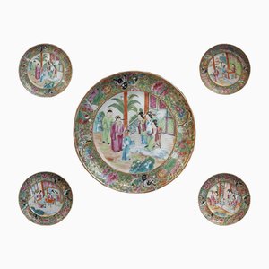 Chinese Porcelain Dishes, Set of 5