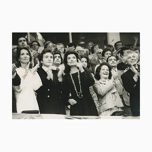 Jackie Kennedy mit Familie, Schwarzweiß Fotografie, 1970er