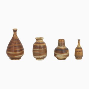 Small Mid-Century Scandinavian Modern Honey Stoneware Vases by Gunnar Borg for Höganäs Ceramics, 1960s, Set of 4
