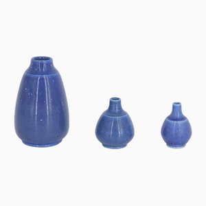 Kleine skandinavische Moderne Blaue Mid-Century Steingut Vasen von Gunnar Borg für Gunnars Keramik Höganäs, 1960er, 3er Set